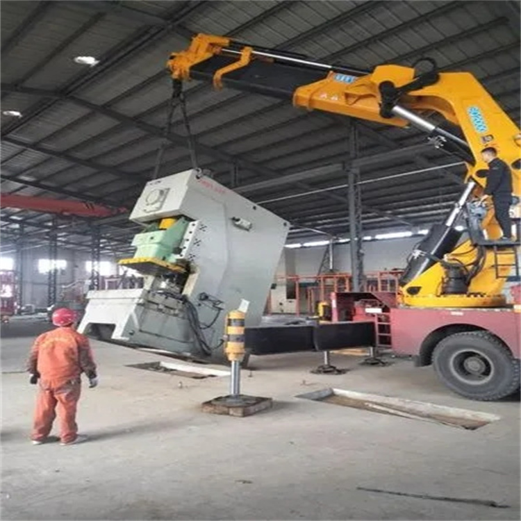 徐州云龙80吨折臂吊车出租附近电话