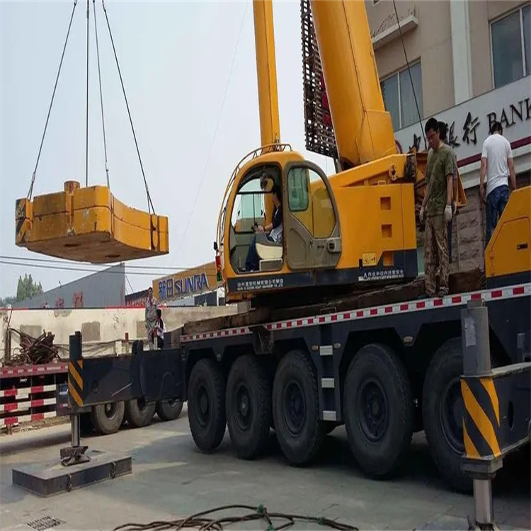 徐州云龙当地吊车出租|机器吊装|75吨|工厂搬迁服务